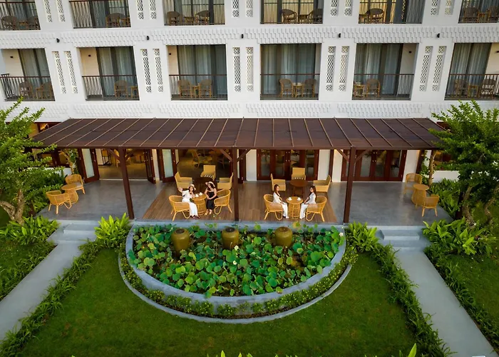 Little Oasis - An Eco Friendly Hotel & Spa